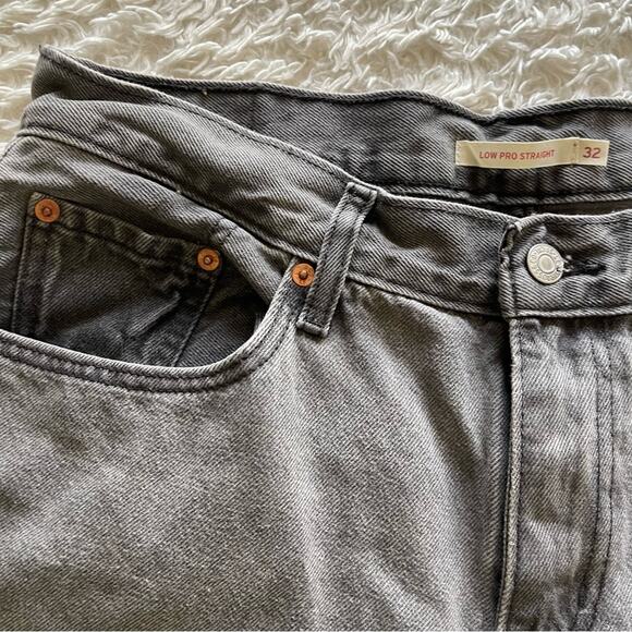 Levi’s Low Pro Straight Jeans Worn in Light Grey Size 32 - Picture 8 of 14